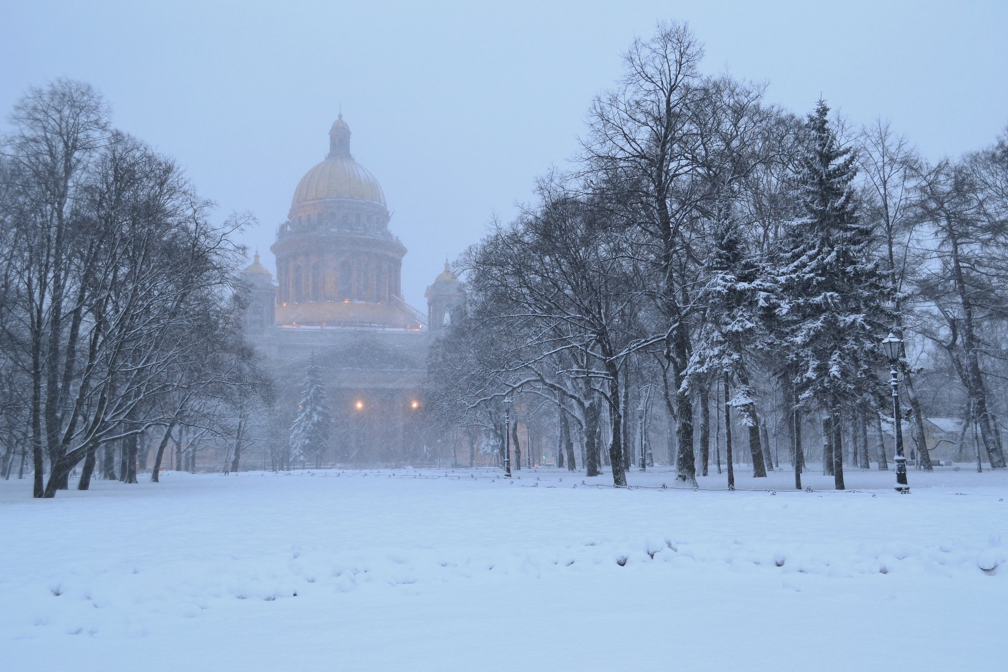 St Petersburg in the snow